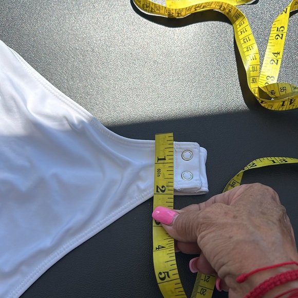 Express White bathing suit high legs - Picture 15 of 17